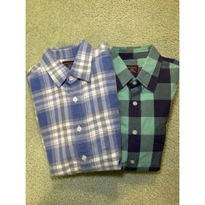 Lot of 2 - Men's Untuck It Button down shirts - size S ( flannel and slim fit)